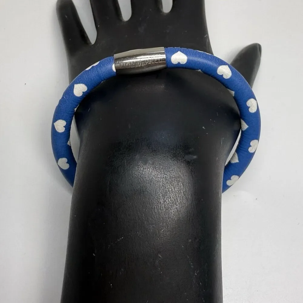 Brighton Woodstock White Heart Blue Leather Bangle Bracelet Retired Print Rare